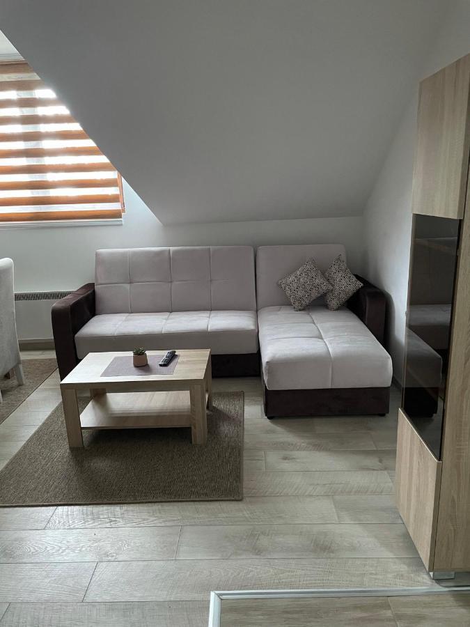 Kraljevi Konaci -Apartmani Bajka Kopaonik Exteriör bild