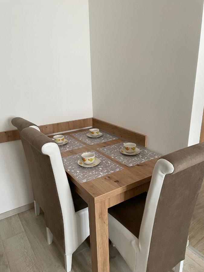 Kraljevi Konaci -Apartmani Bajka Kopaonik Exteriör bild